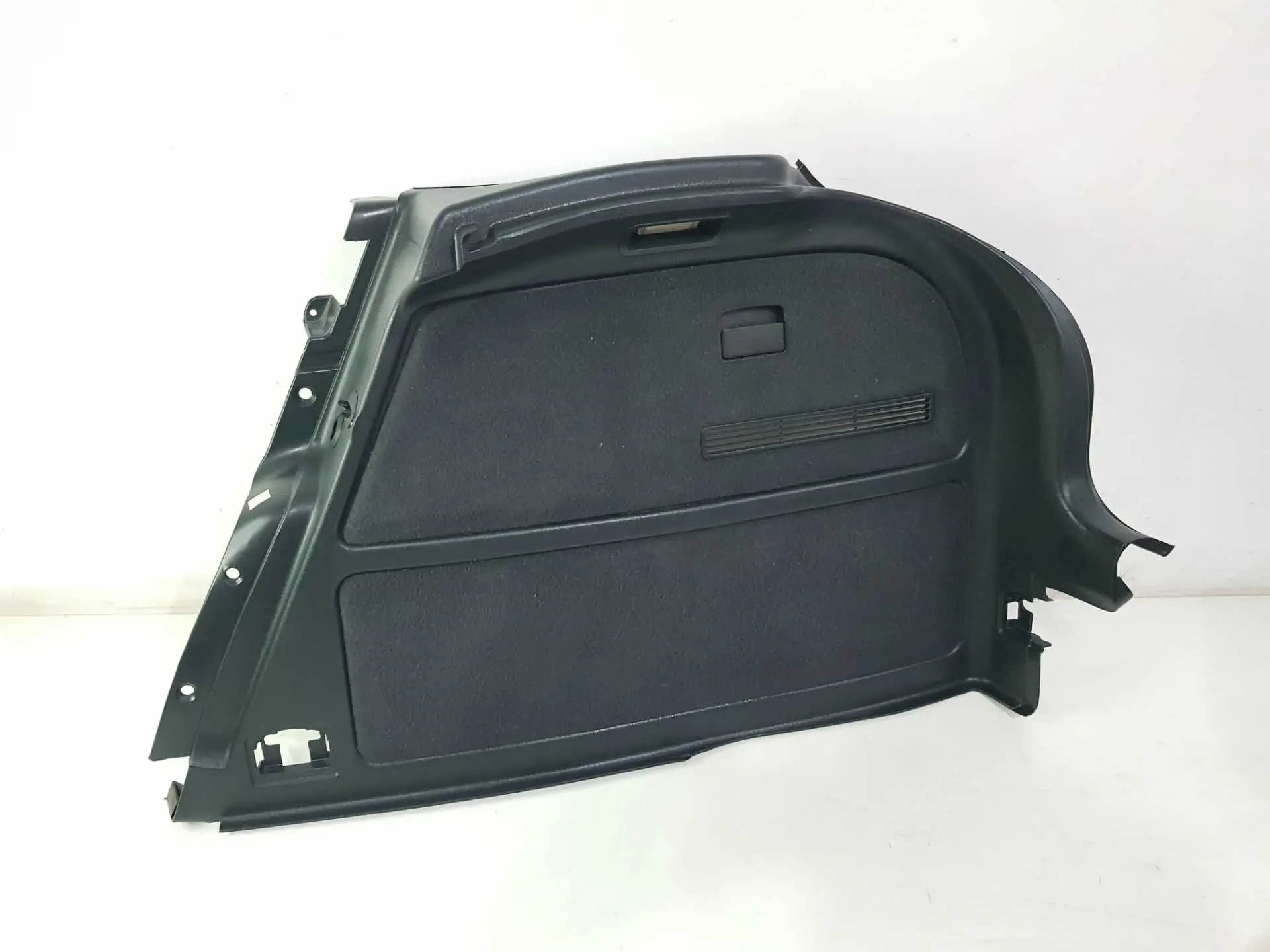 Forro Porta Malas Direito Audi A3 2 Porta 1997 A 2005