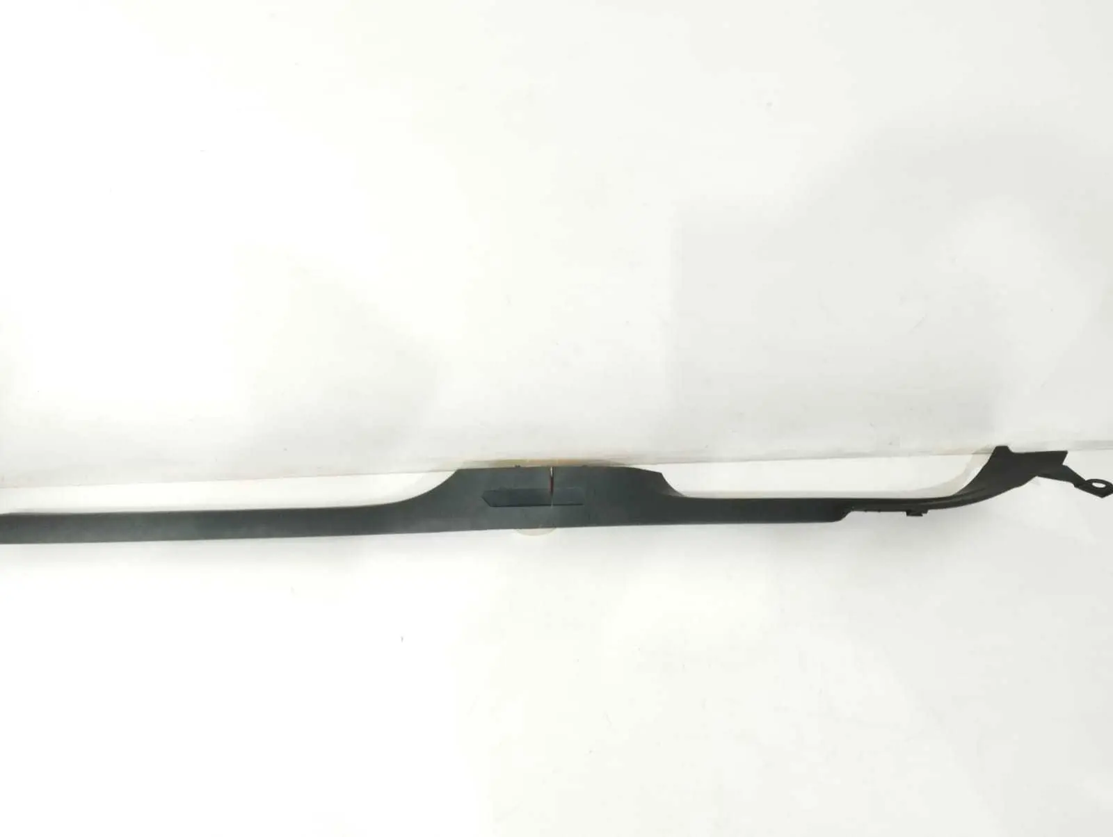 Soleira Interna Lateral Direita Vw Jetta 2011 A 2016