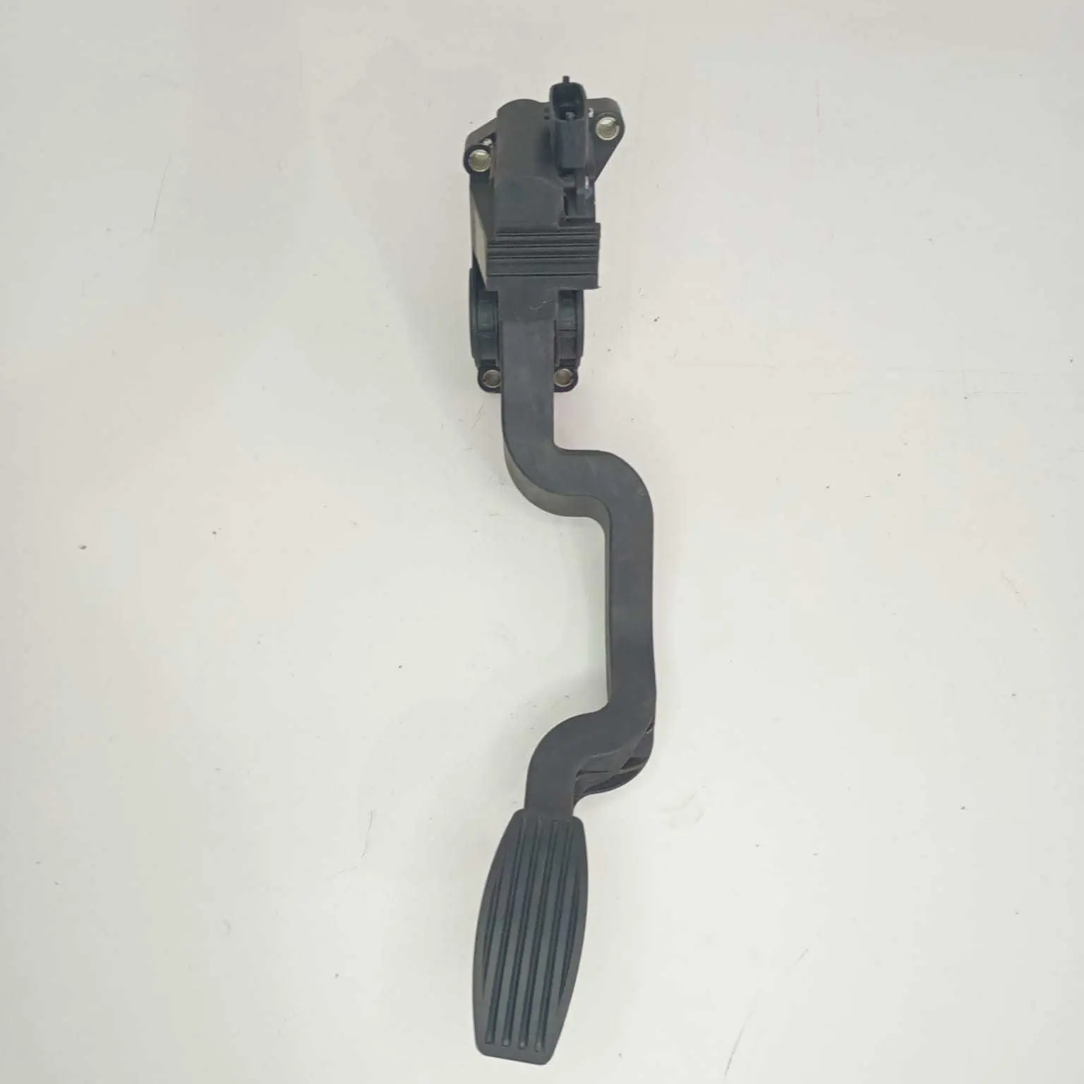 Pedal Acelerador Fiat Stilo 1.8 Gm 2004 005 2006 2007 À 2010
