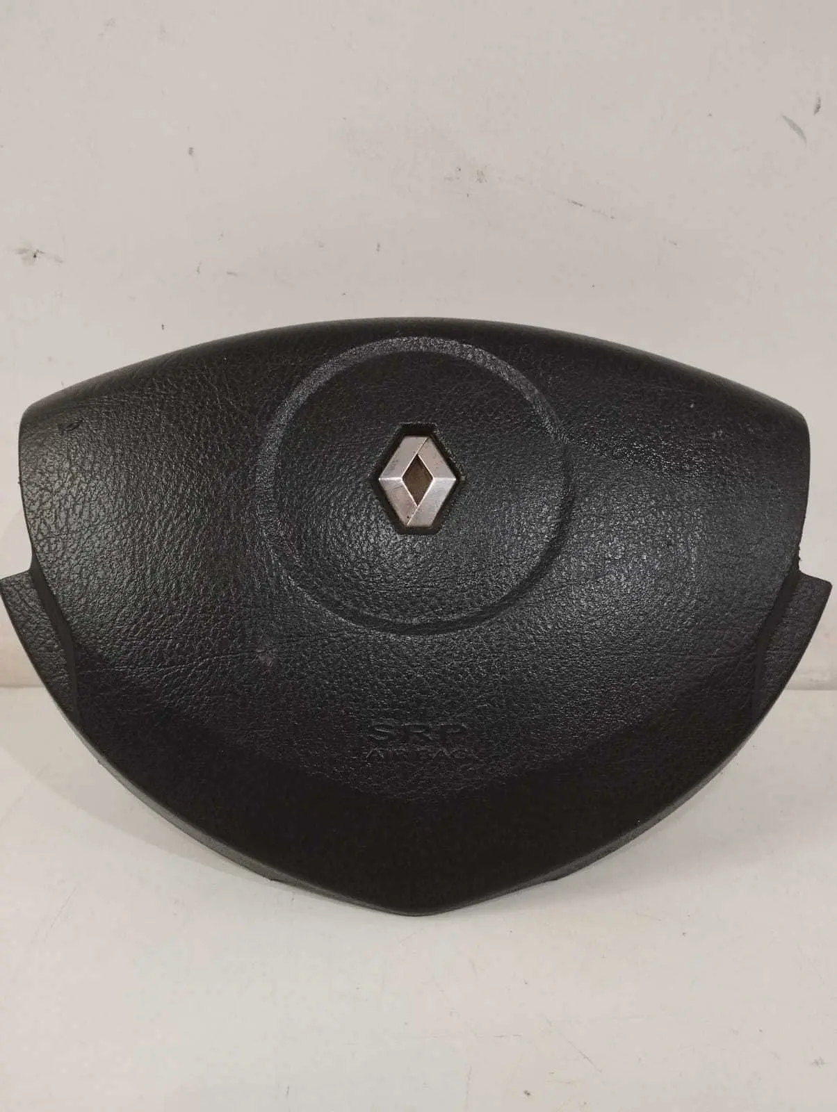 Tampa Buzina Capa Volante Renault Symbol 09 A 13 8200793786