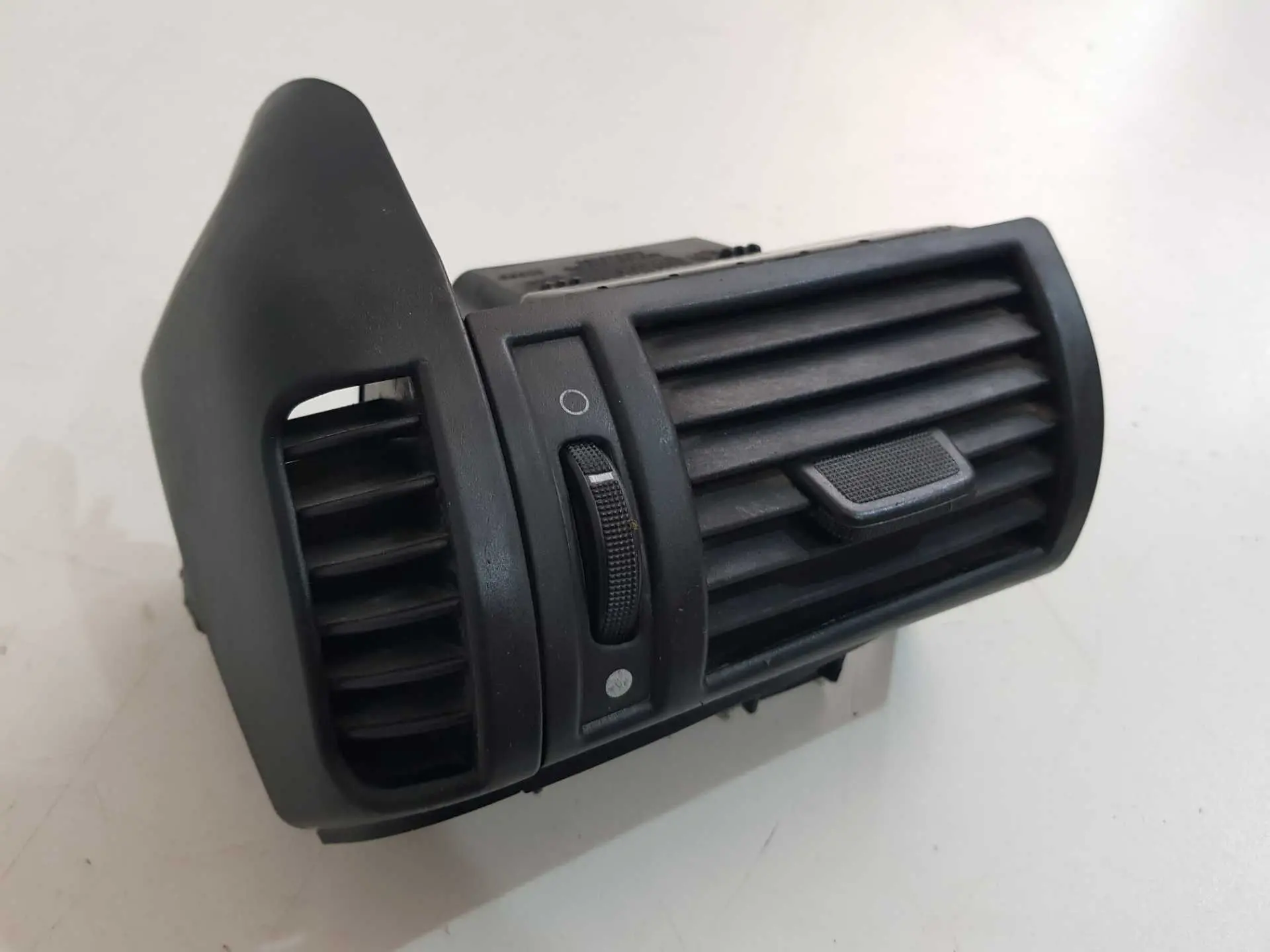 Difusor Saida De Ar Painel Esquerdo Fiat Stilo 2003 A 2011
