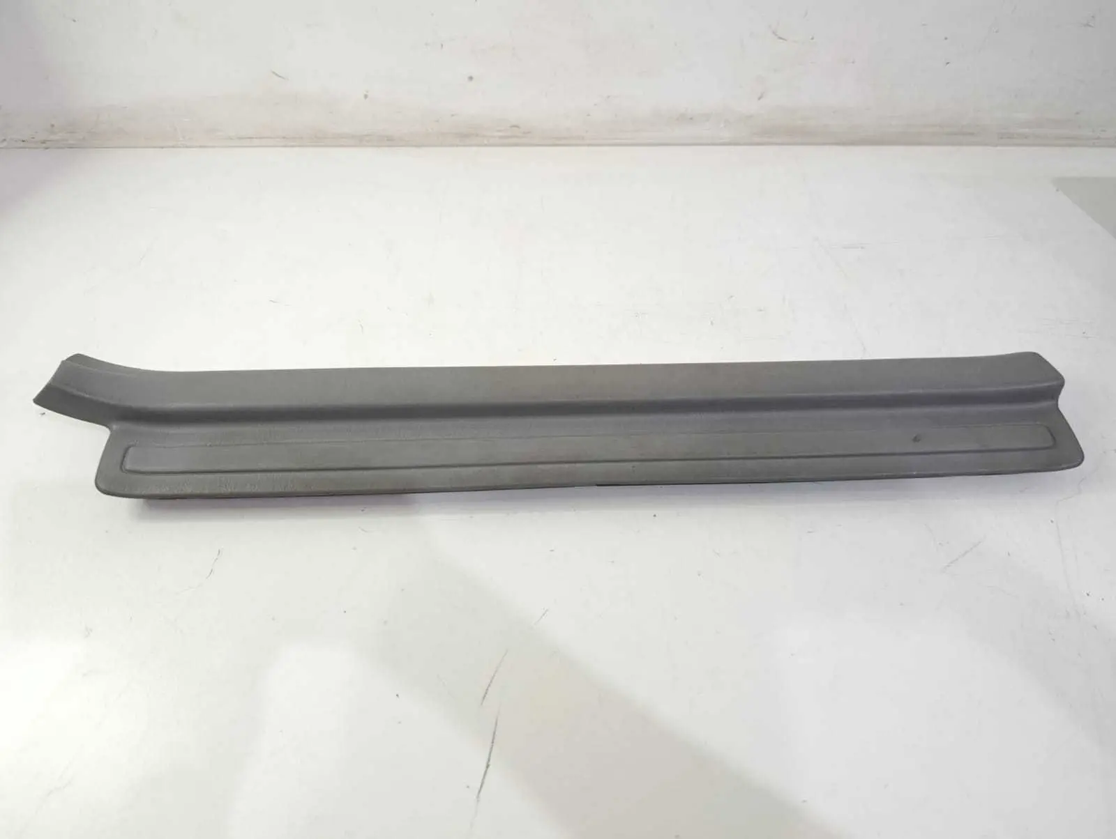 Soleira Dianteira Direita Toyota Corolla 2004 a 2008