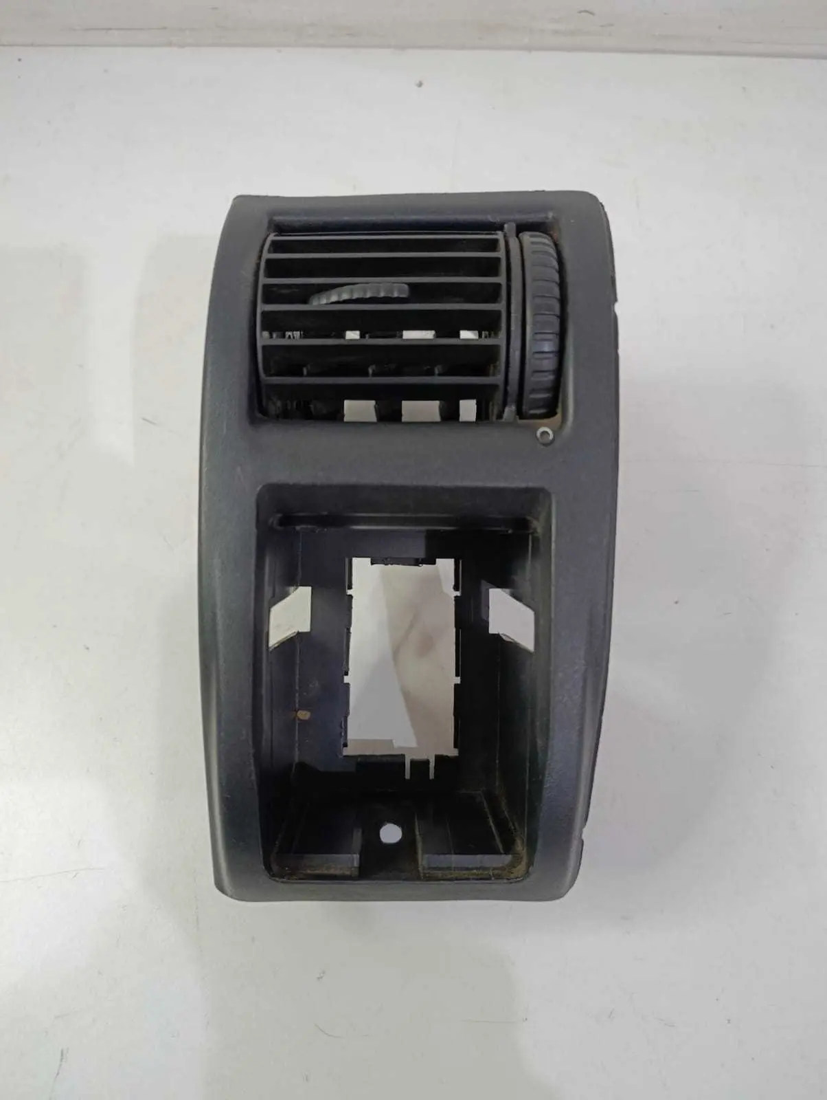 Moldura Difusor Ar Esquerdo Astra 1999 00 01 02 03 04 2005