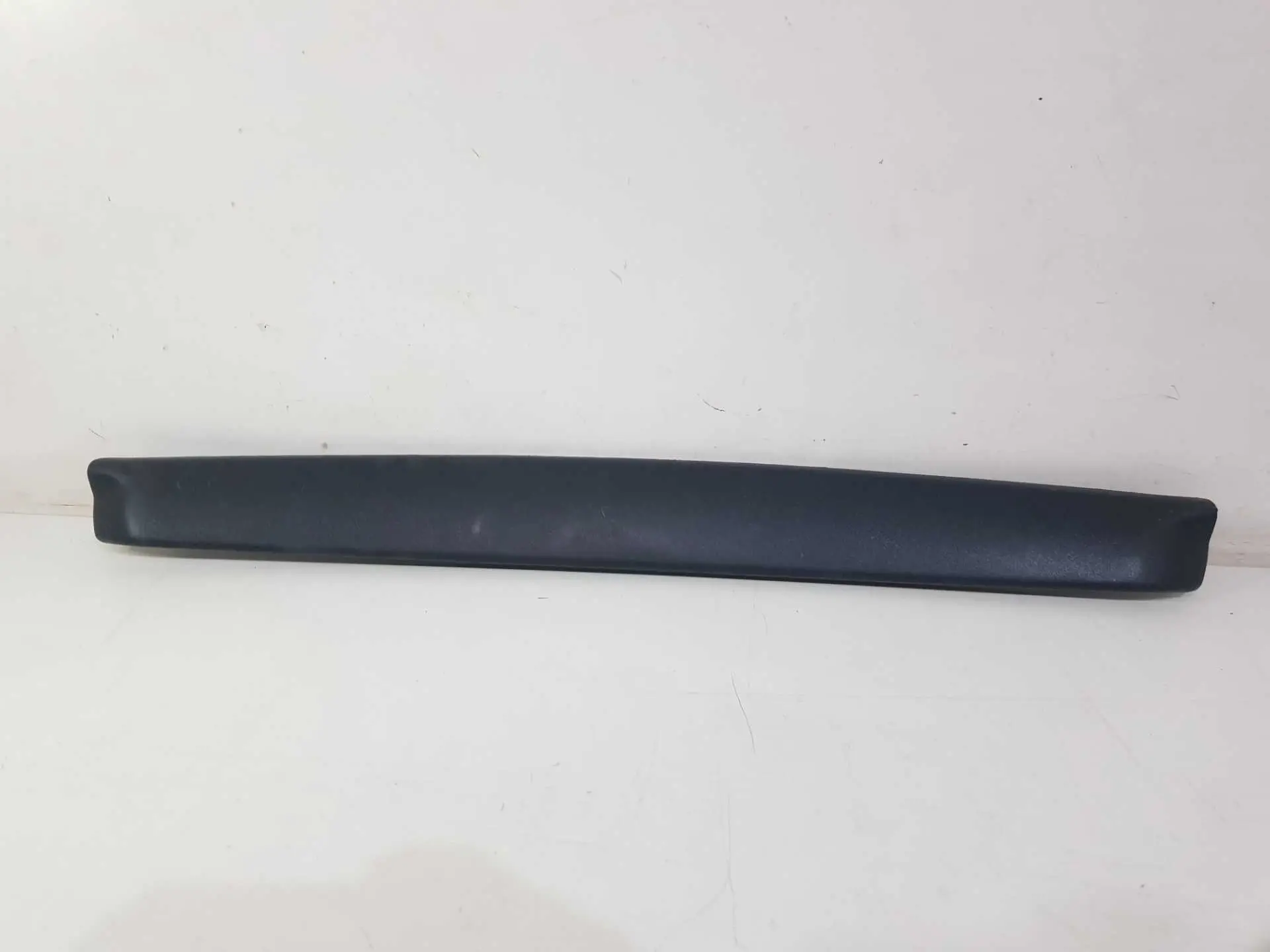 MOLDURA INTERNA TAMPA COROLLA FIELDER 2003 A 2008