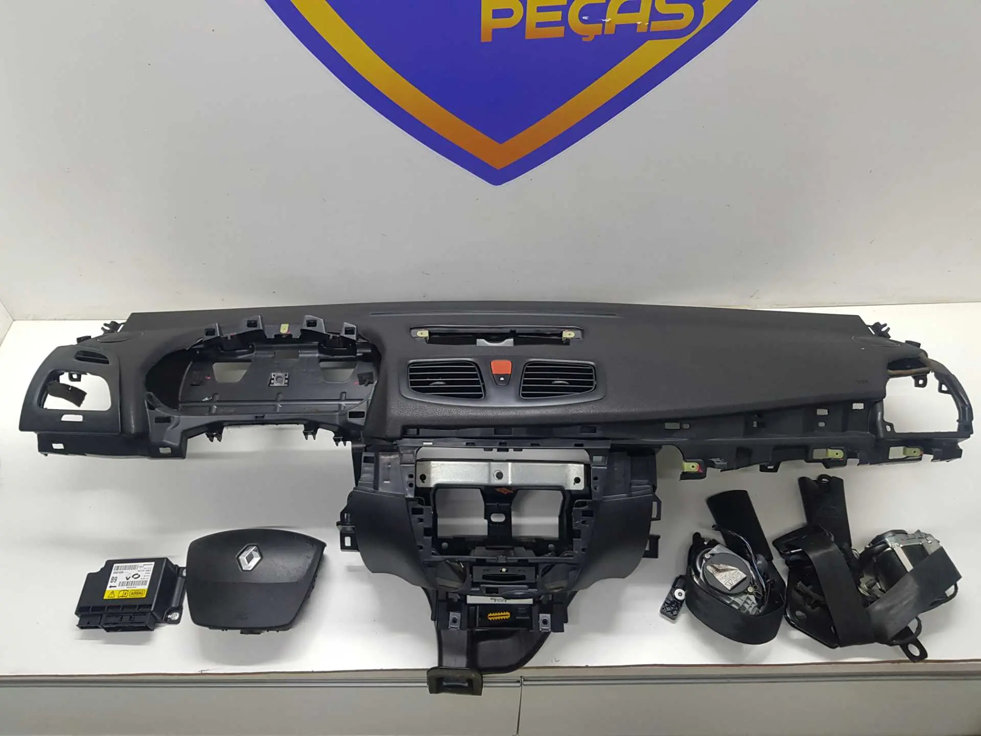 PAINEL TABELIER RENAULT FLUENCE 2011 A 2016 ORIGINAL