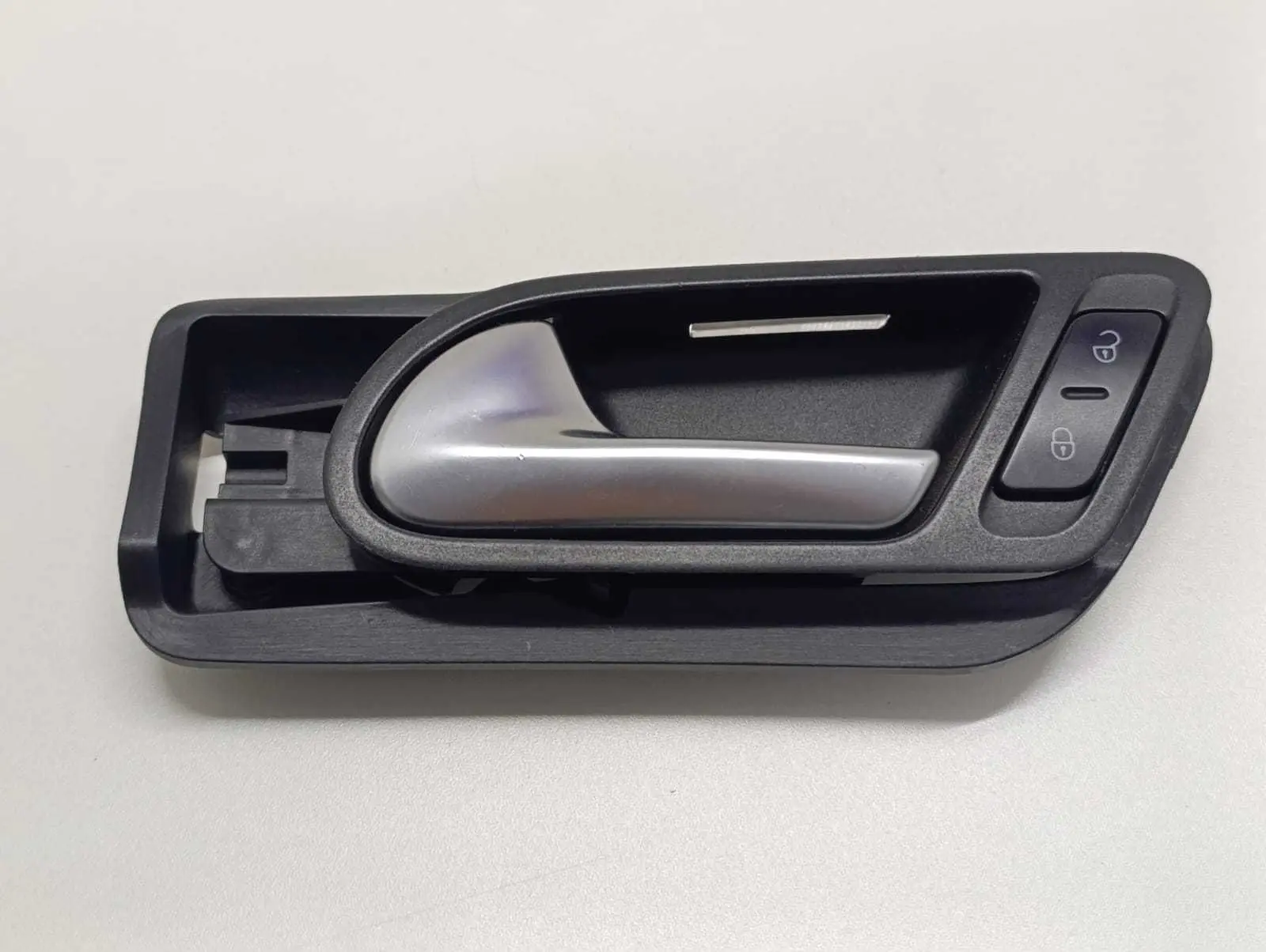 Maçaneta Interna Dianteira Esquerda Tiguan 2012 2013 2014