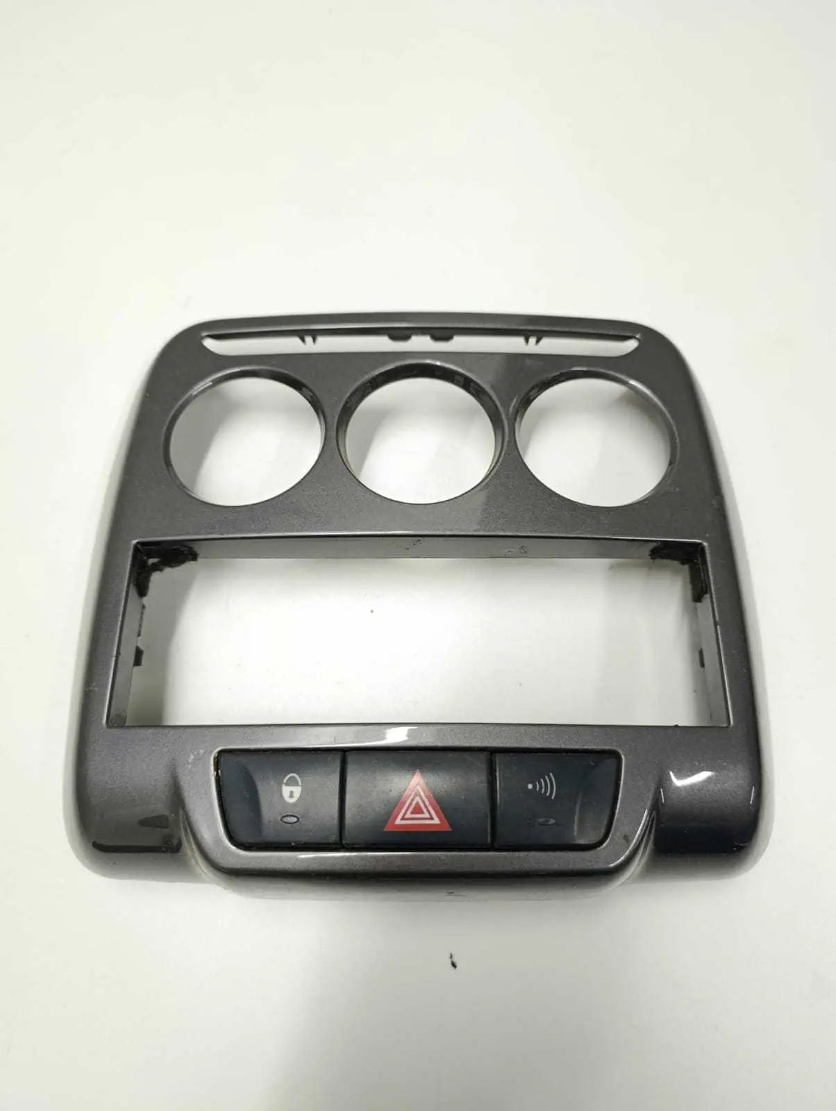 Moldura Comando Ar Botão Alerta Citroen C3 2013 14 15 16 17