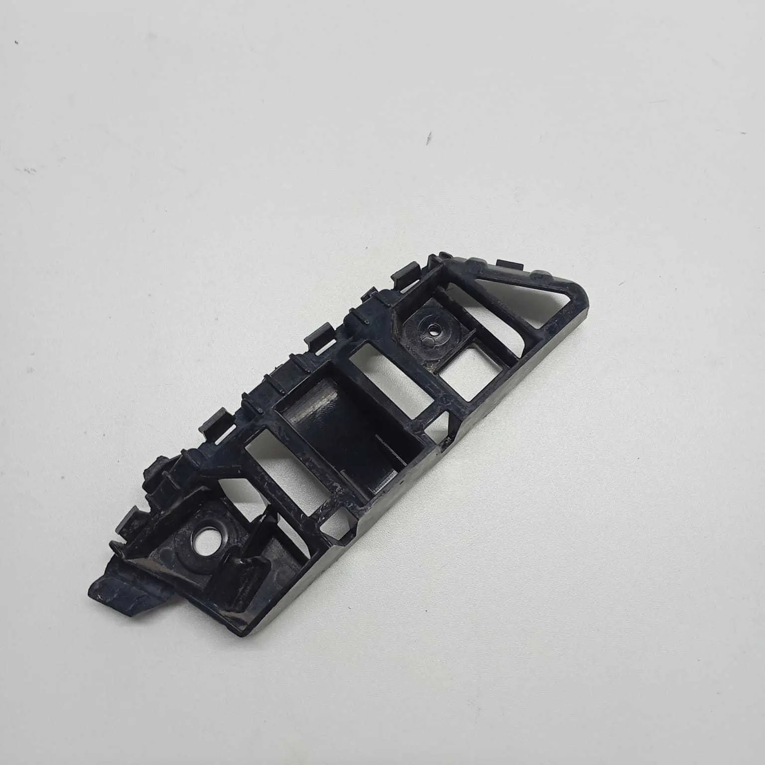 Guia Suporte Parachoque Dianteiro direito Tiguan 2011 À 2013