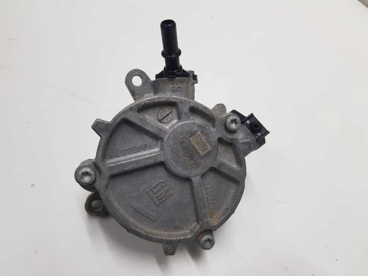 BOMBA VACUO ONIX TRACKER 1.0 TURBO 2021 A 2025