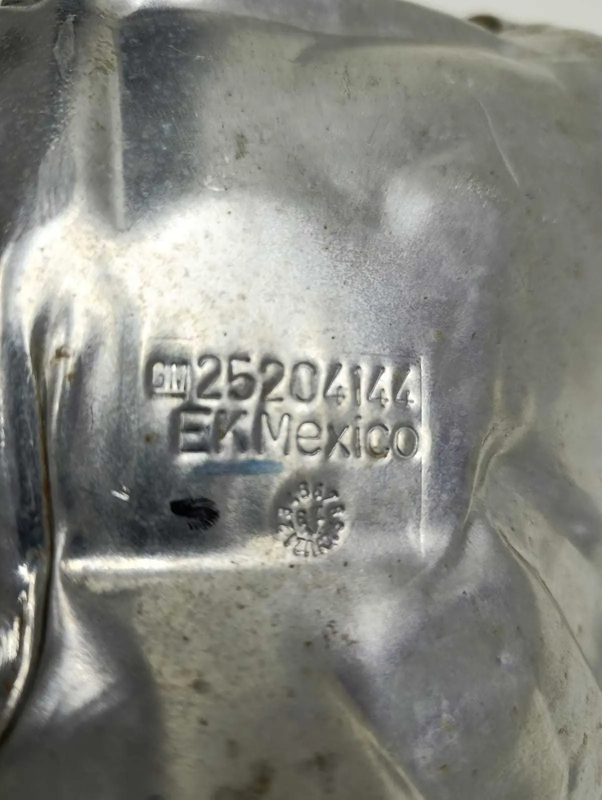 Defletor Calor Catalisador Tracker 1.2 2022 2023 24 25204144
