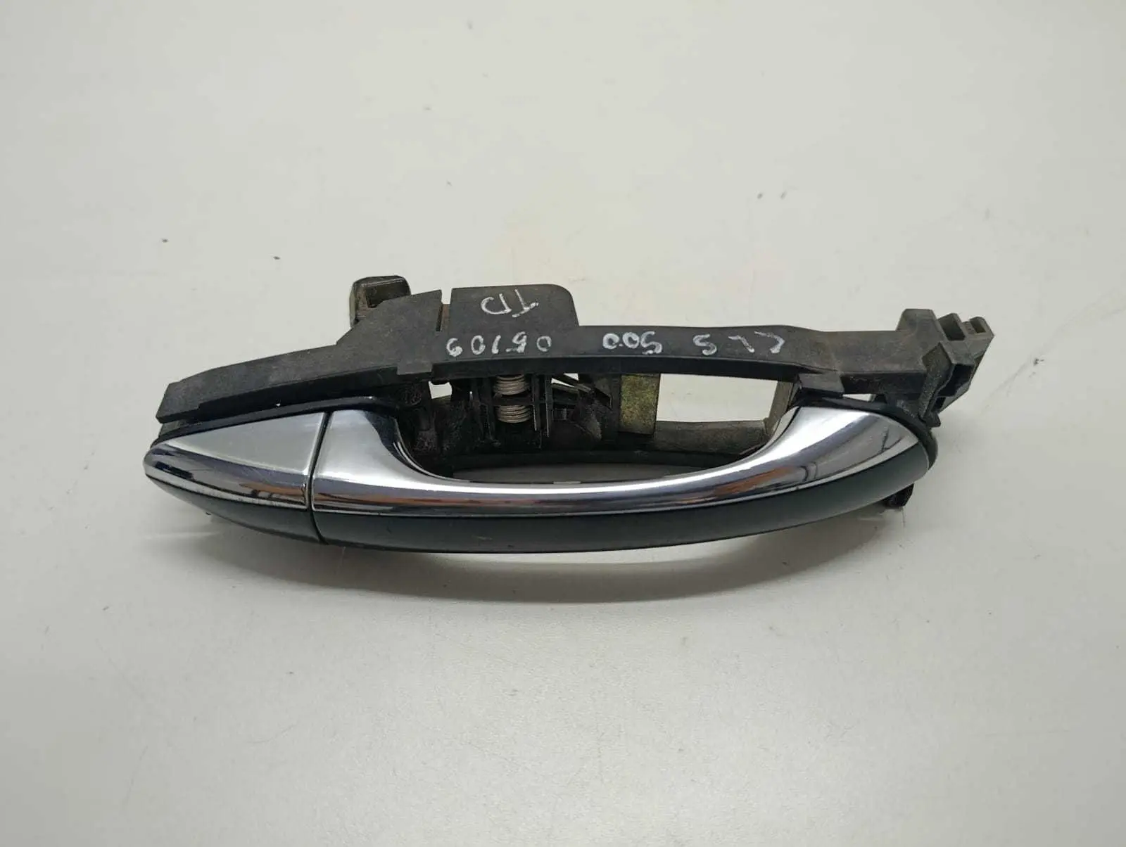 Maçaneta Externa Traseira Direita Mercedes Cls500 2005 2009