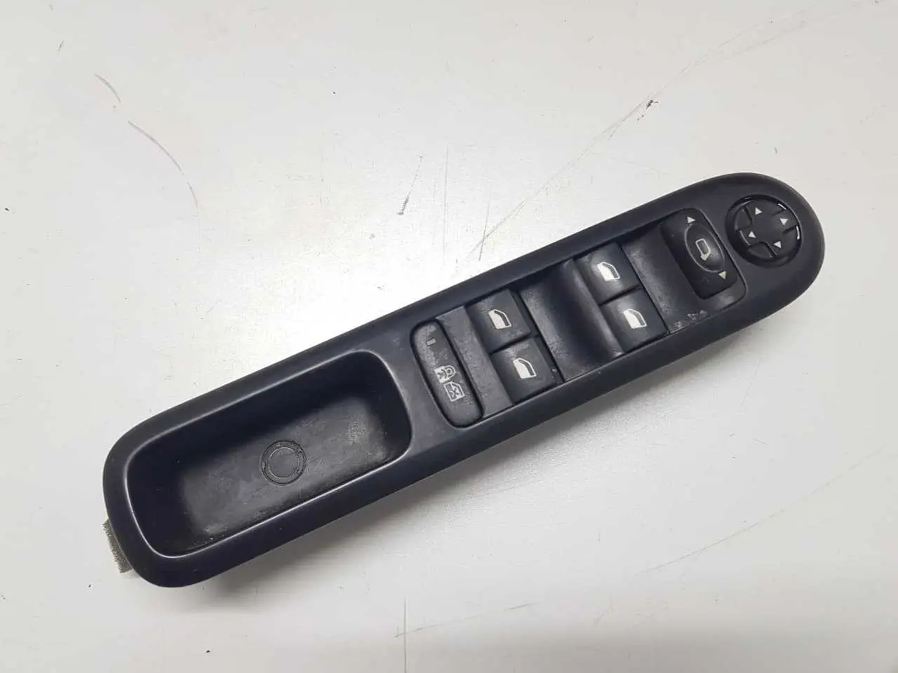 BOTAO COMANDO VIDRO PEUGEOT 3008 2012 A 2016 ORIGINAL