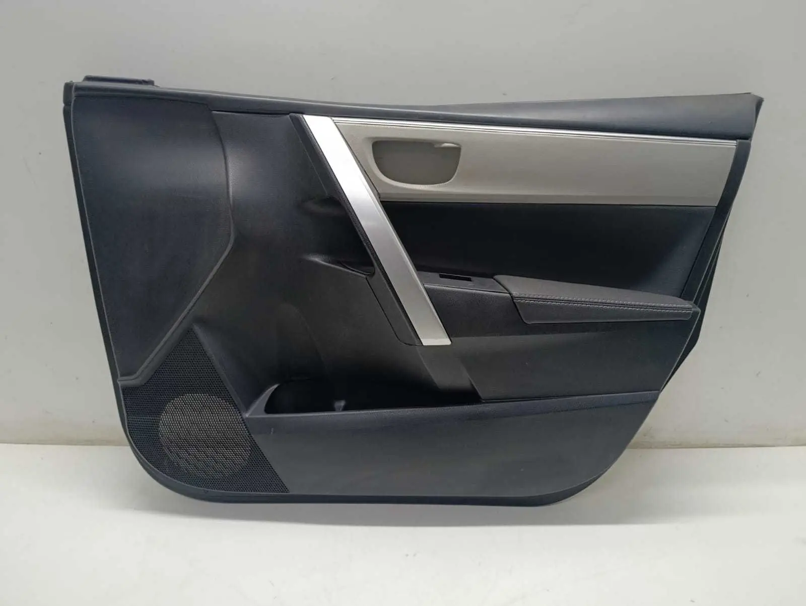 Forro porta Dianteiro Direito Toyota Corolla 2015 2016 2017