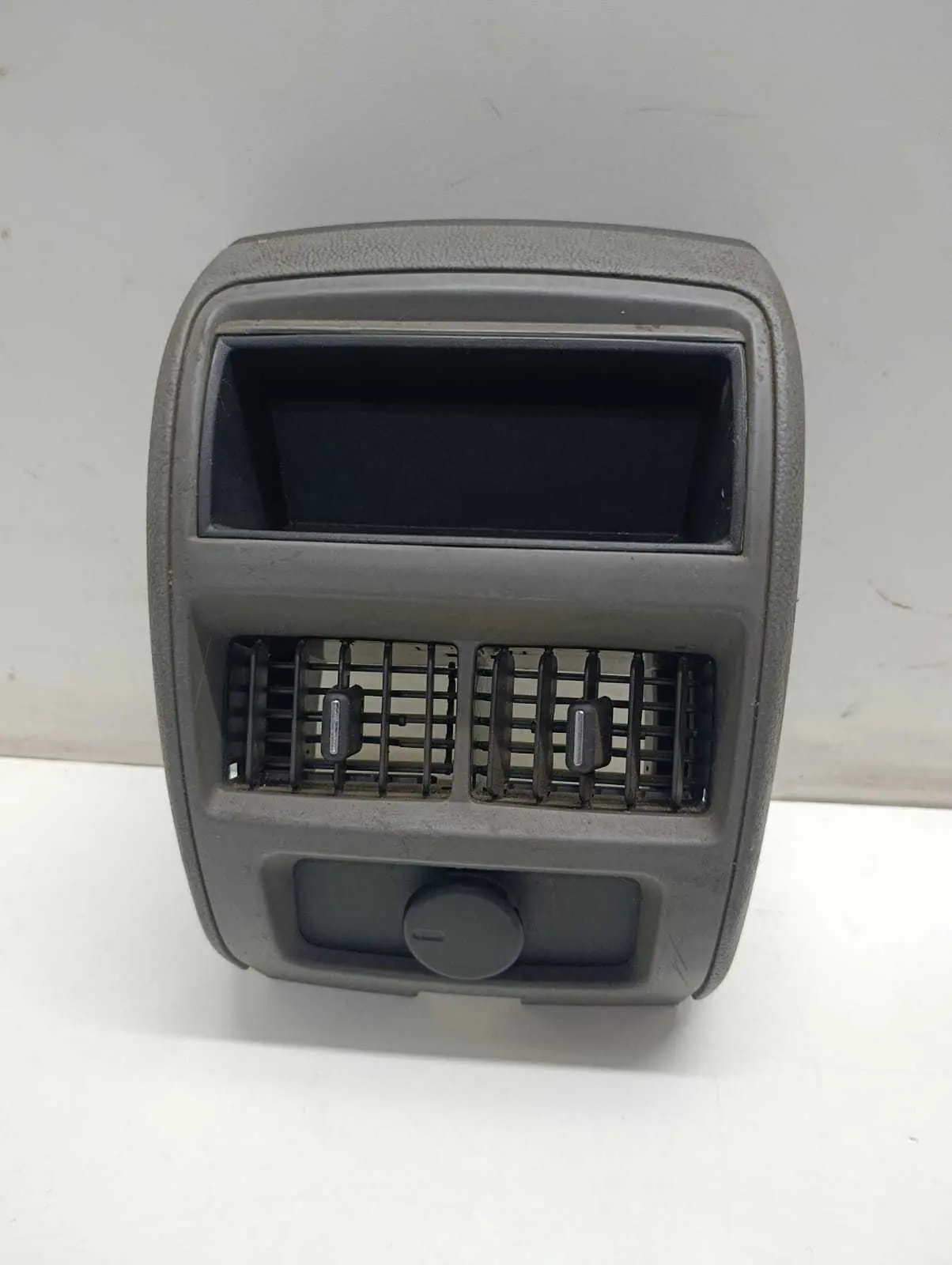 Moldura Difusor Ar Traseiro Console Central Cadilllac Srx 11