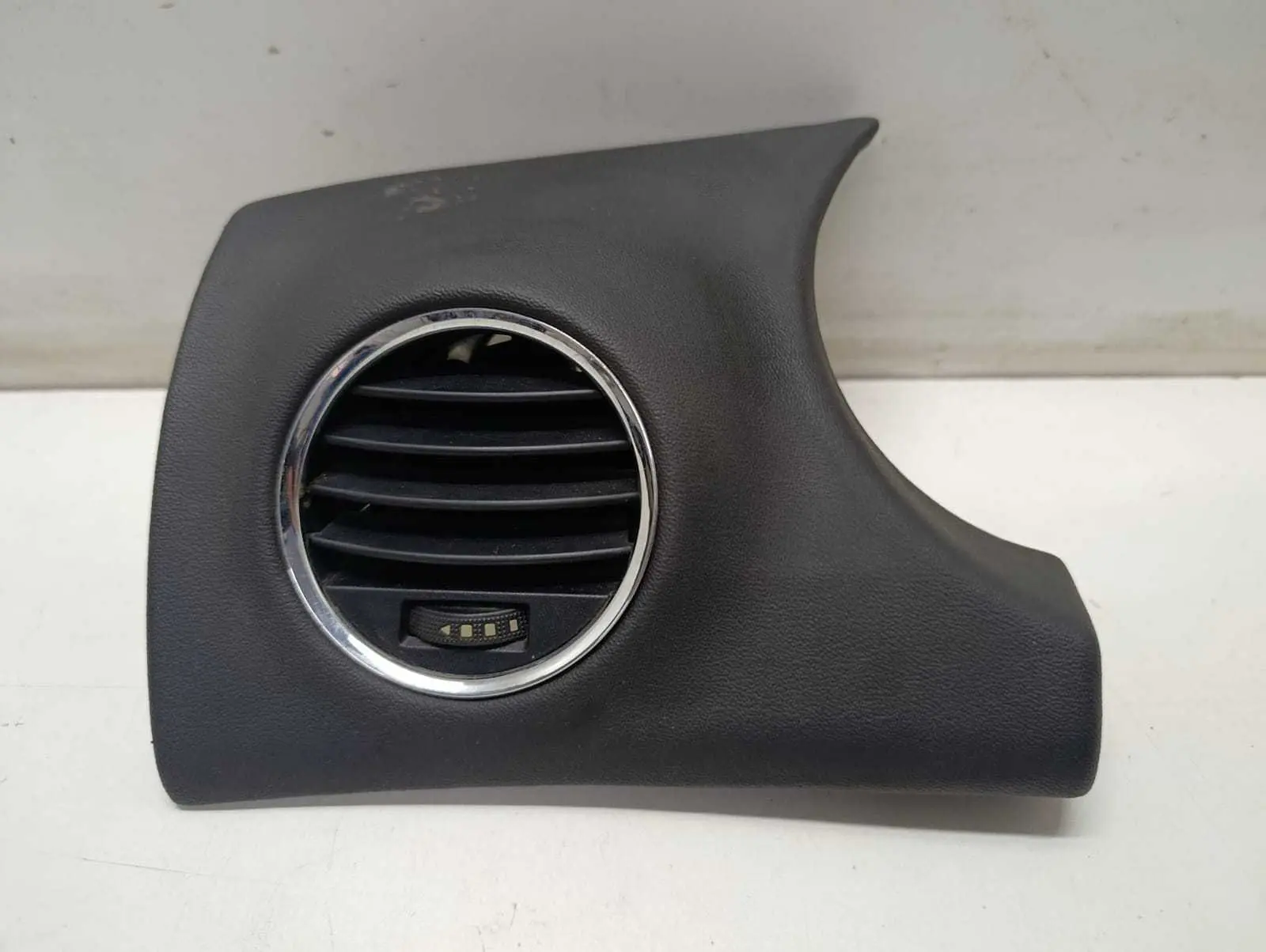 Difusor Ar Esquerdo Painel Gm Cruze 2012 2013 2014 95488444