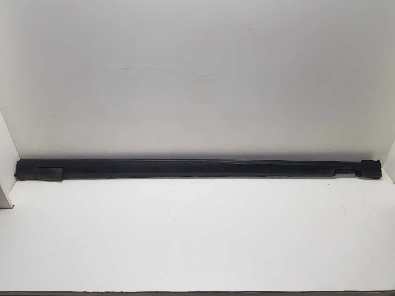 SPOILER LATERAL DIREITO SAVEIRO CROSS DUPLA G8 2017 A 2023