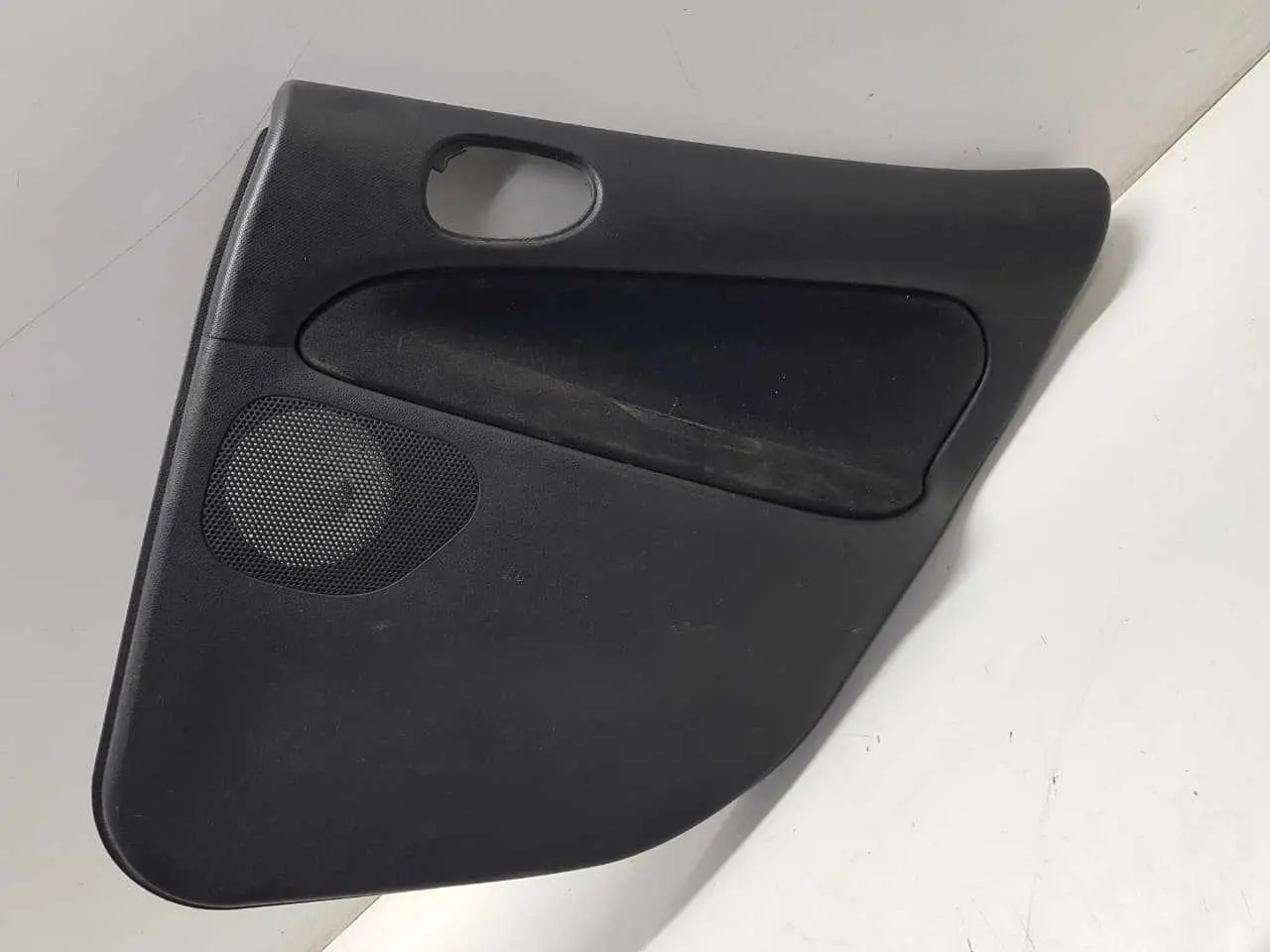 FORRO PORTA TRASEIRO DIREITO PEUGEOT 207 2008 A 2011