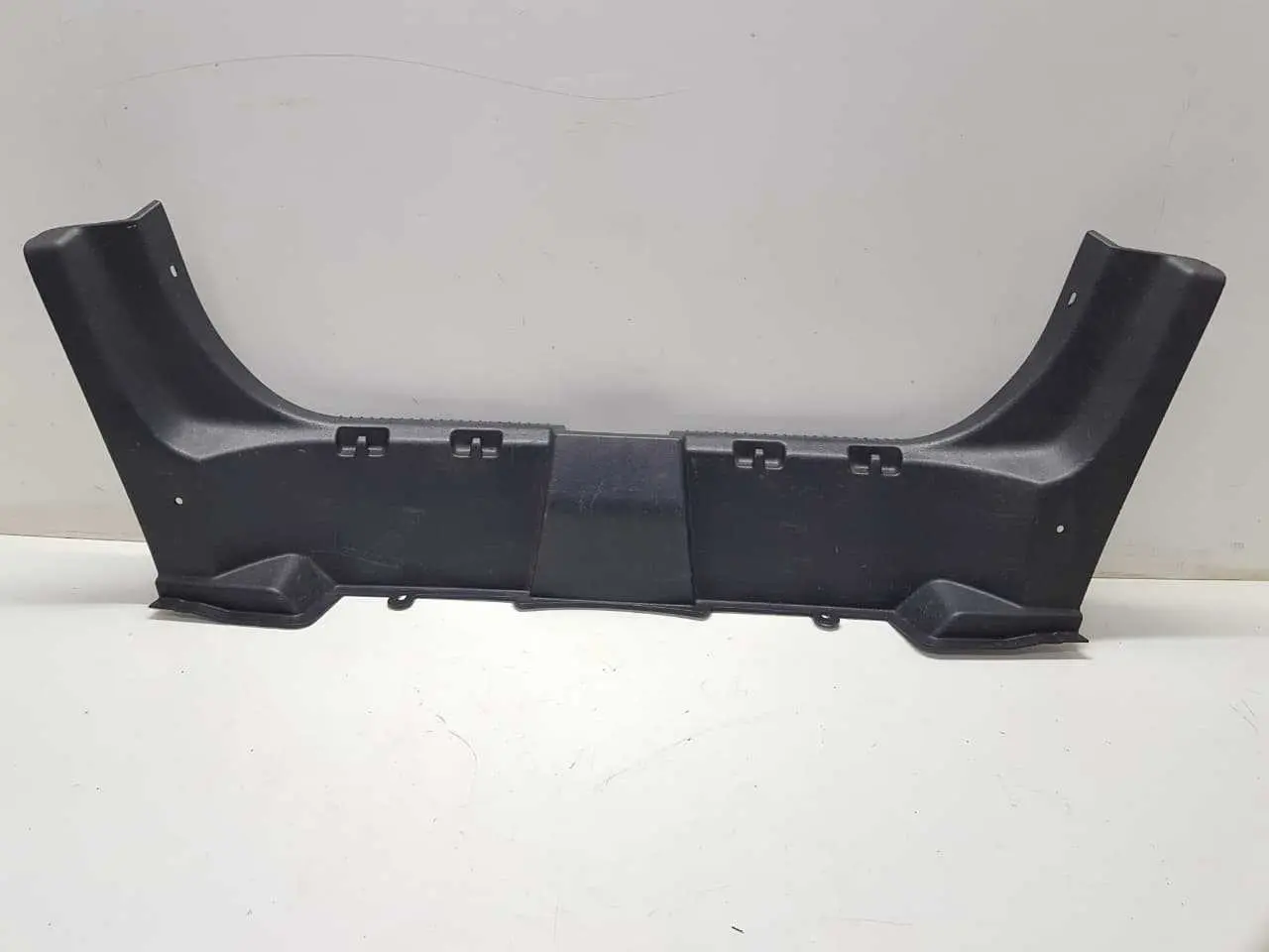 MOLDURA PORTA MALAS FORD FUSION 2010 2011 2012