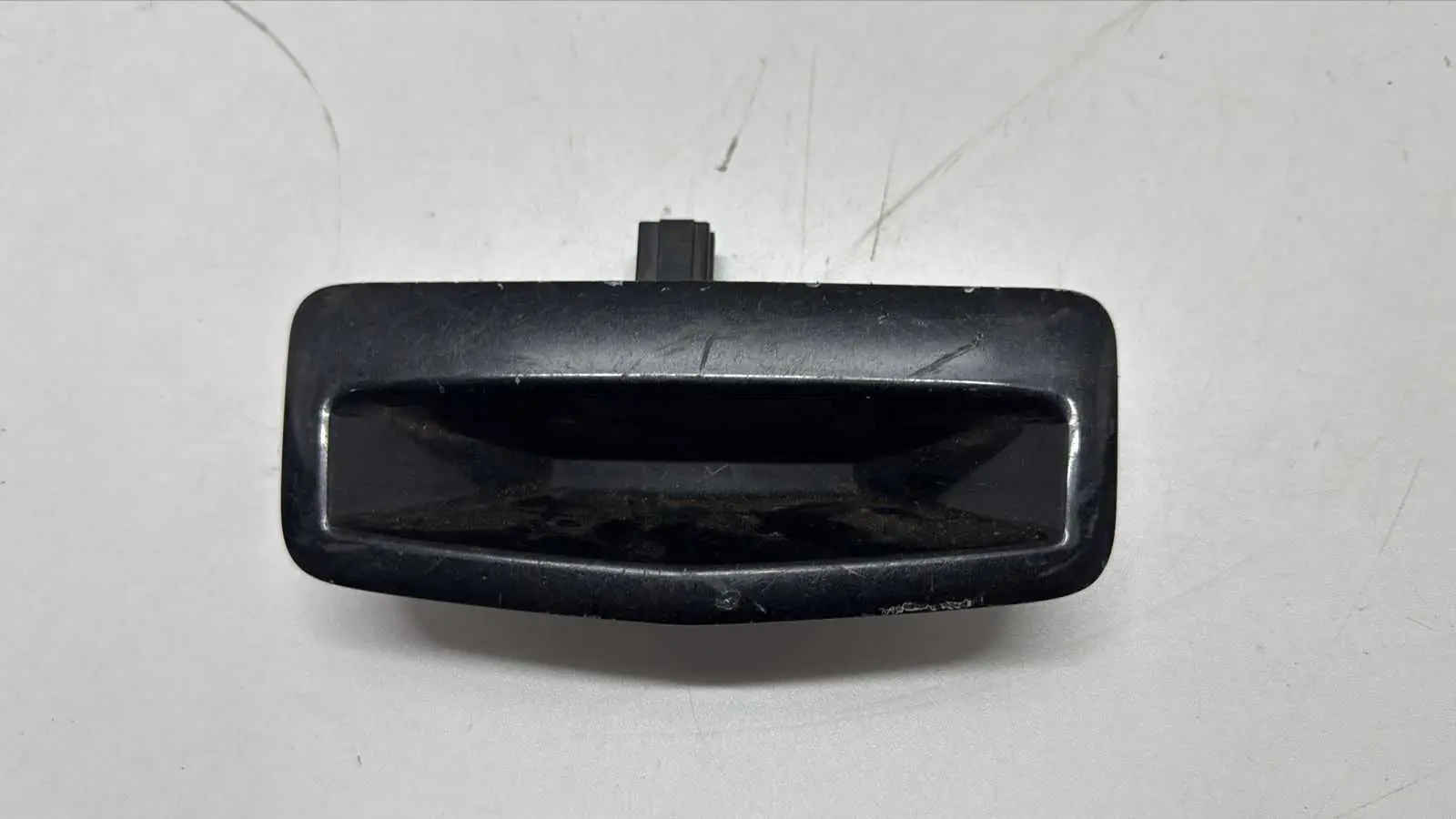 MAÇANETA TAMPA TRASEIRA RENAULT MEGANE SEDAN 2007 A 2012