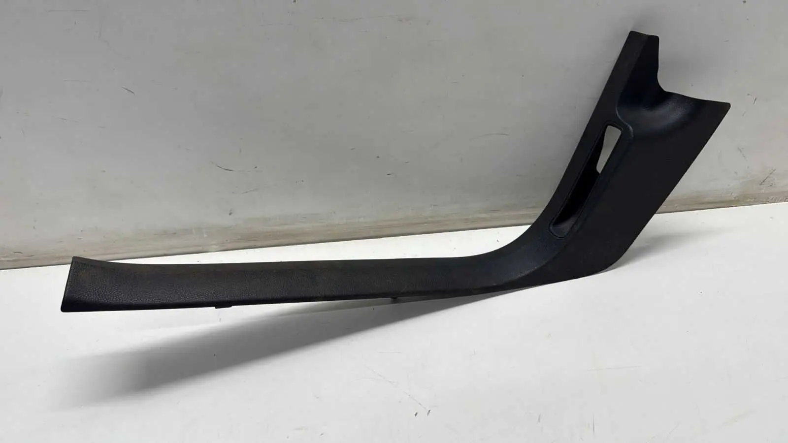 MOLDURA SOLEIRA PORTA DIANTEIRA ESQ 408 308 2012 A 2018