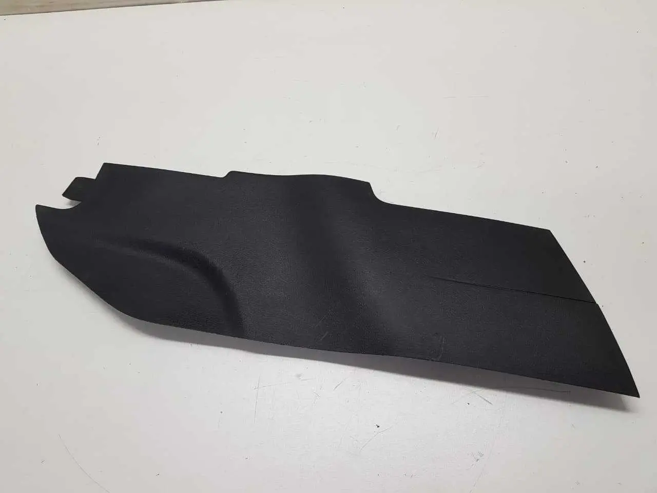 ACABAMENTO ESQUERDO CONSOLE JEEP RENEGADE 2015 A 2025