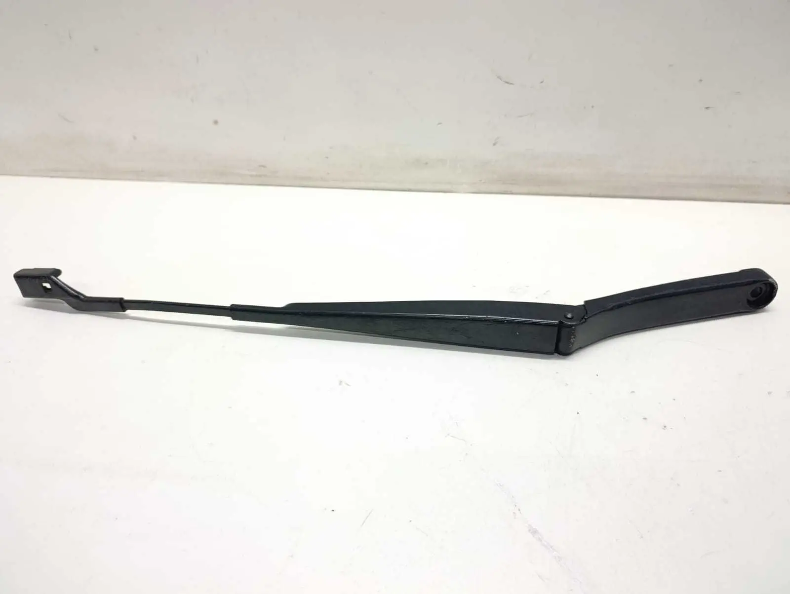 Braço Limpador Parabrisa Esquerdo Vw Jetta 2008 09 1q1955409