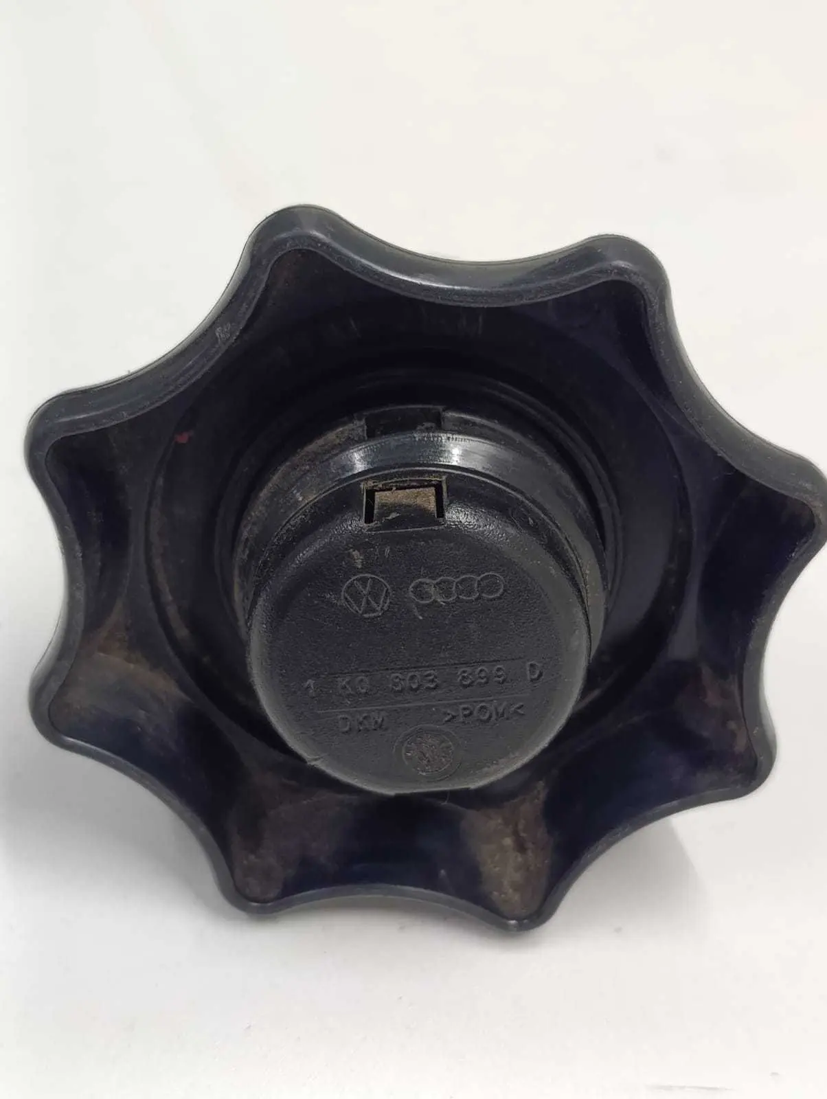 Parafuso Fixação Estepe Jetta 2011 2012 2013 2014 1k0803899d