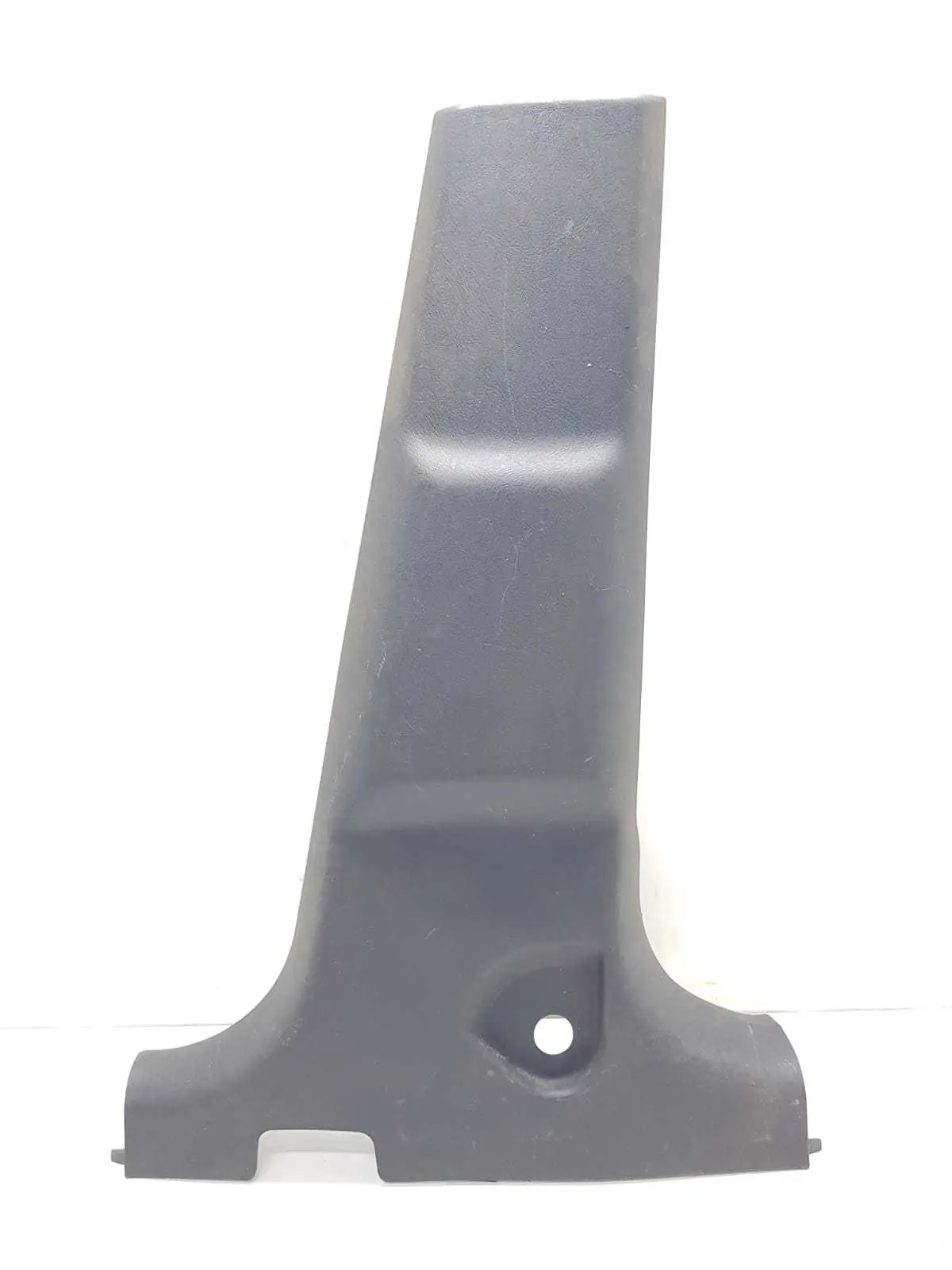 MOLDURA COLUNA CENTRAL DIREITA PEJERO TR4 2004 A 2015