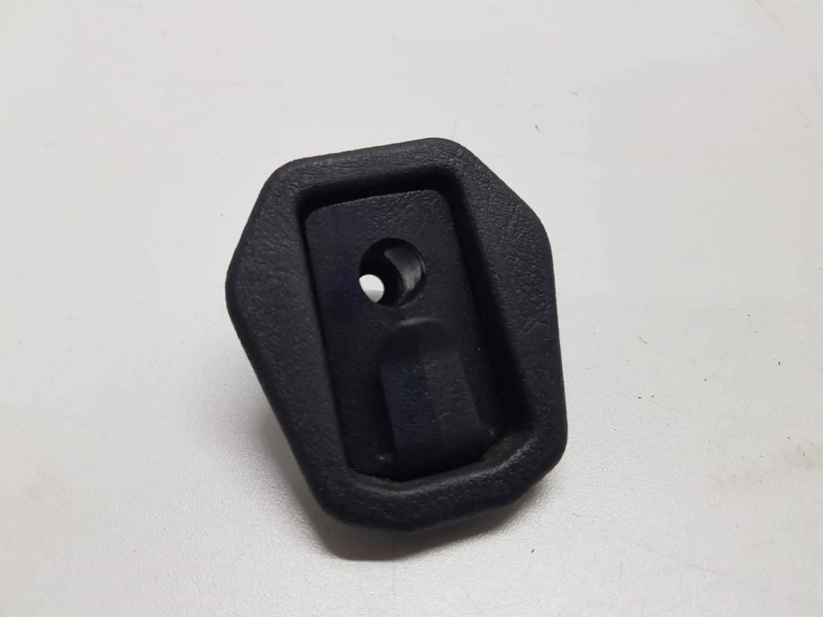 MOLDURA PORTA MALAS MITSUBISHI PAJERO TR4 2004 A 2015
