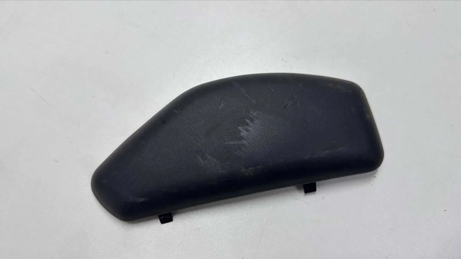 MOLDURA TAMPA LANTERNA PORTA MALAS LD COROLLA 2008 A 2011