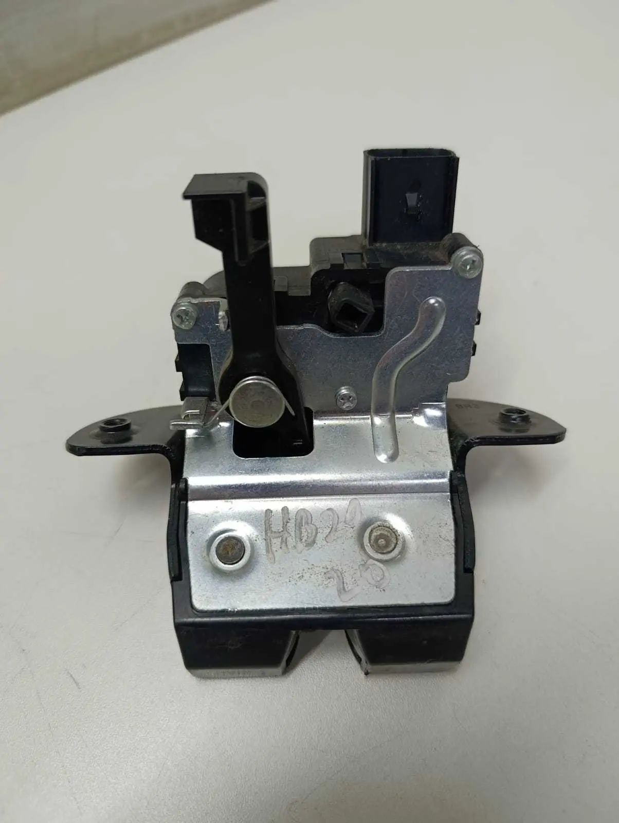 Fechadura Tampa Traseira Hb20 2020 2021 2022 Original