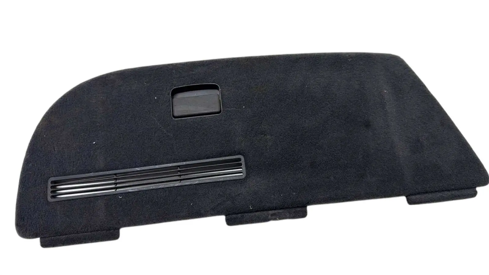 MOLDURA TAMPA FORRO PORTA MALAS ESQUERDO AUDI A3 1998 A 2005